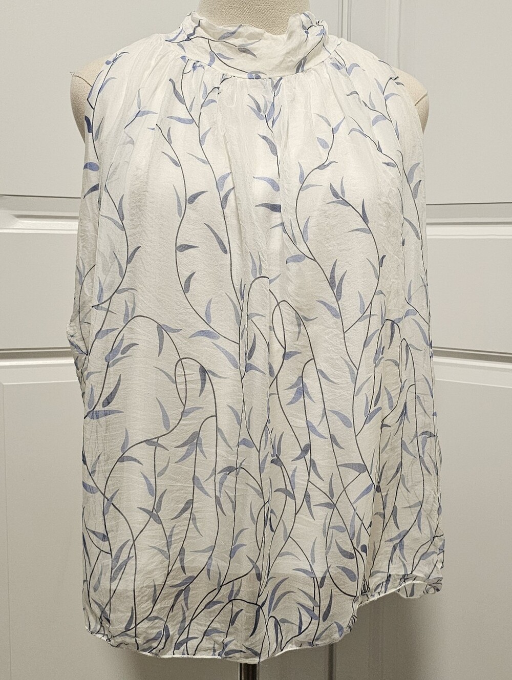 Elena Baldi Silk sleeveless blouse Blue Vine Flowers On White High Neck
